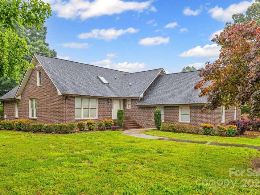 36433 Azalea Circle, New London, NC 28127.  MLS# CAR4275086, YatesRealty ID 25670. 