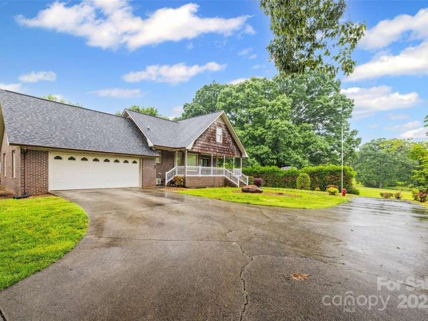 36433 Azalea Circle, New London, NC 28127.  MLS# CAR4275086, YatesRealty ID 25670. 
