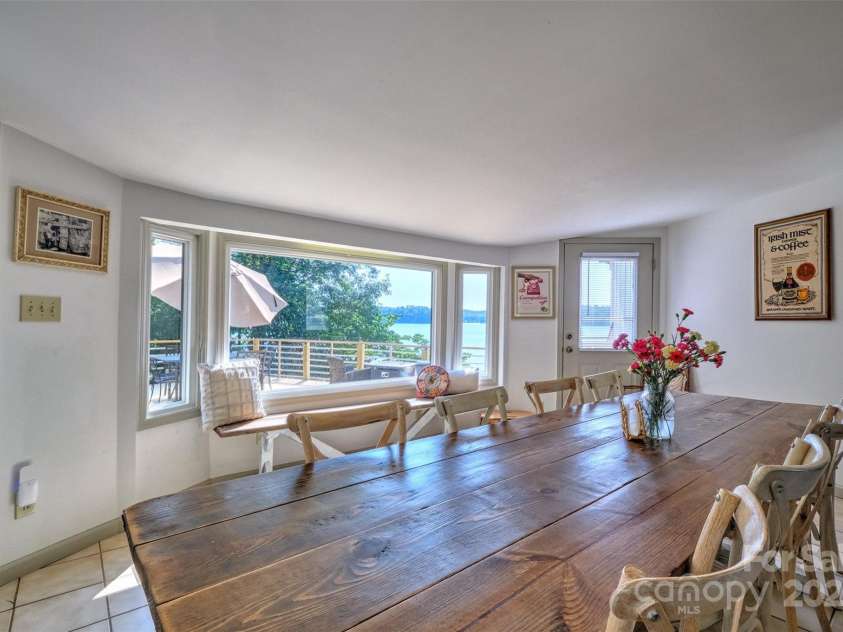 5390 Hudson Road, Lake Wylie, SC 29710.  MLS# CAR4274275, YatesRealty ID 25672. And of course an exceptional view