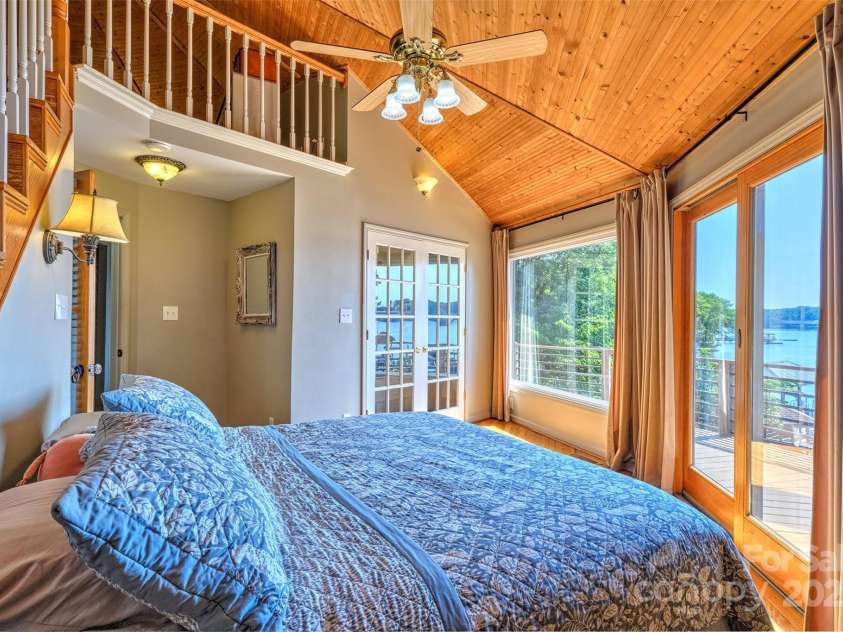 5390 Hudson Road, Lake Wylie, SC 29710.  MLS# CAR4274275, YatesRealty ID 25672. Enjoy morning wake up call with massive lake views