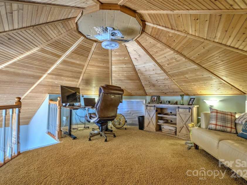 5390 Hudson Road, Lake Wylie, SC 29710.  MLS# CAR4274275, YatesRealty ID 25672. Work from home in the upstairs office