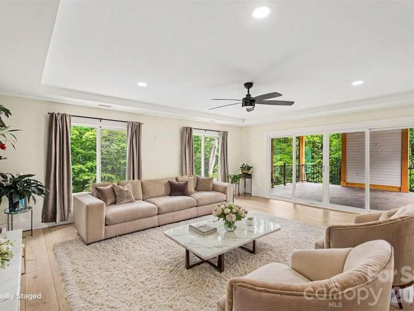 6201 Cory Bret Lane, Charlotte, NC 28278.  MLS# CAR4380325, YatesRealty ID 25672. Virtually staged