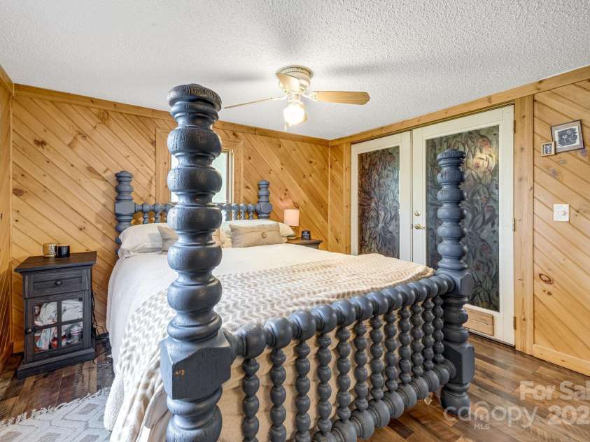 19 Timbers Edge Lane, Fairview, NC 28730.  MLS# CAR4278405, YatesRealty ID 25673. Primary