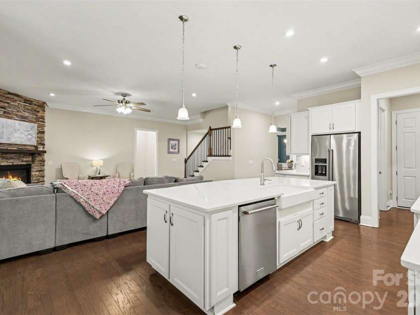 113 Cross Current Lane, Belmont, NC 28012.  MLS# CAR4381958, YatesRealty ID 25674. 
