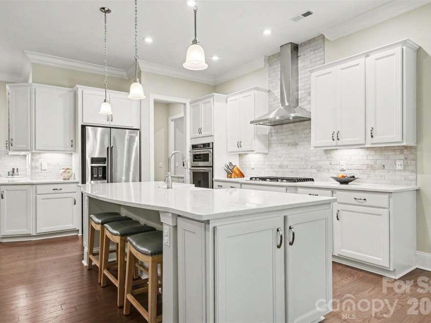 113 Cross Current Lane, Belmont, NC 28012.  MLS# CAR4381958, YatesRealty ID 25674. 