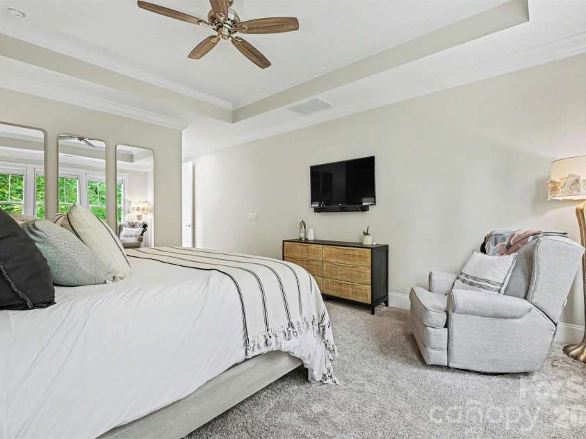 113 Cross Current Lane, Belmont, NC 28012.  MLS# CAR4381958, YatesRealty ID 25674. 