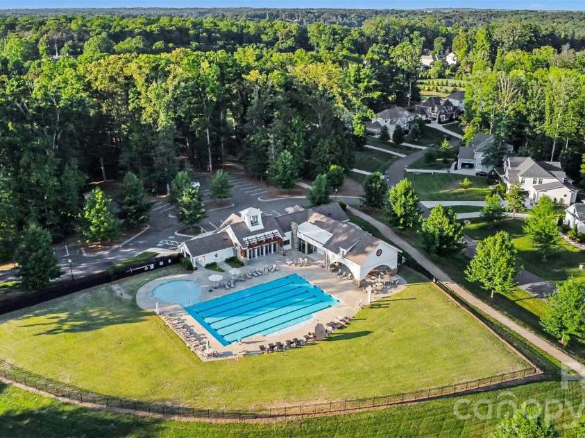 113 Cross Current Lane, Belmont, NC 28012.  MLS# CAR4381958, YatesRealty ID 25674. 