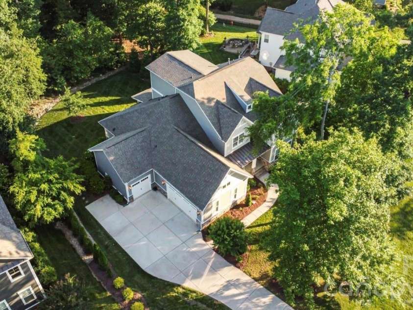 113 Cross Current Lane, Belmont, NC 28012.  MLS# CAR4420342, YatesRealty ID 25674. 