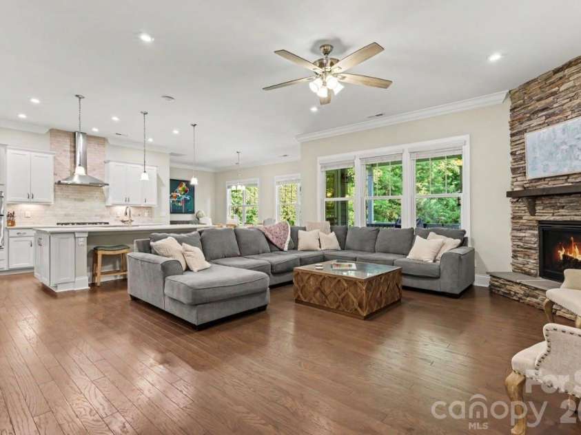 113 Cross Current Lane, Belmont, NC 28012.  MLS# CAR4420342, YatesRealty ID 25674. 