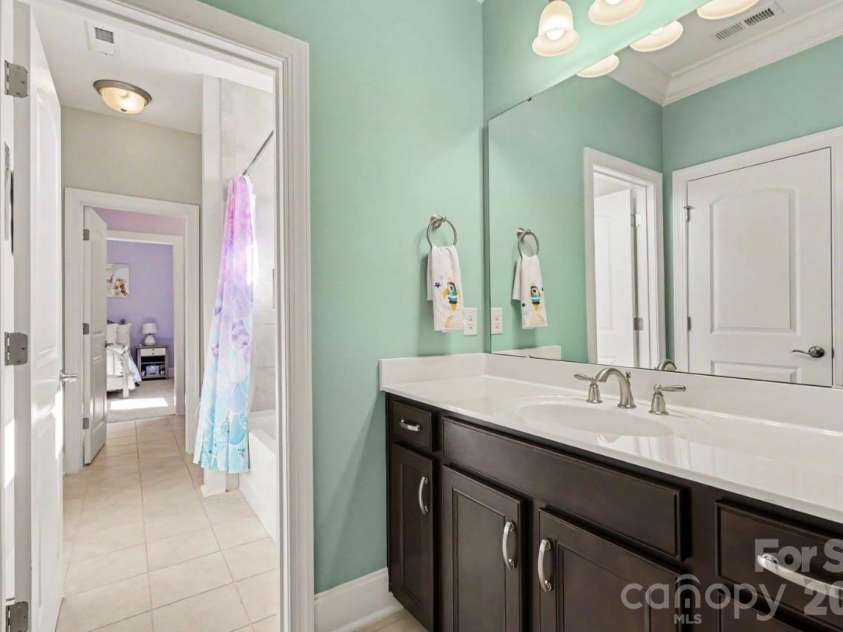 113 Cross Current Lane, Belmont, NC 28012.  MLS# CAR4420342, YatesRealty ID 25674. 