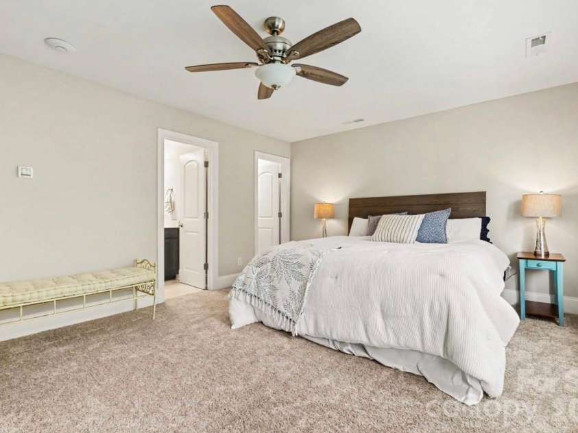 113 Cross Current Lane, Belmont, NC 28012.  MLS# CAR4420342, YatesRealty ID 25674. 