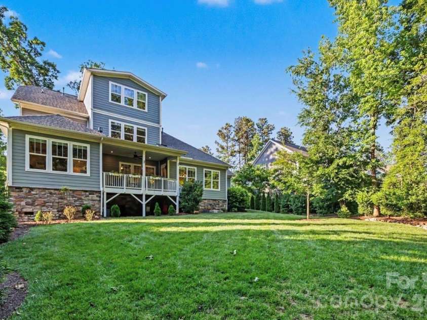 113 Cross Current Lane, Belmont, NC 28012.  MLS# CAR4420342, YatesRealty ID 25674. 