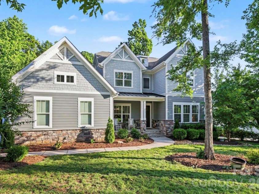 113 Cross Current Lane, Belmont, NC 28012.  MLS# CAR4420342, YatesRealty ID 25674. 