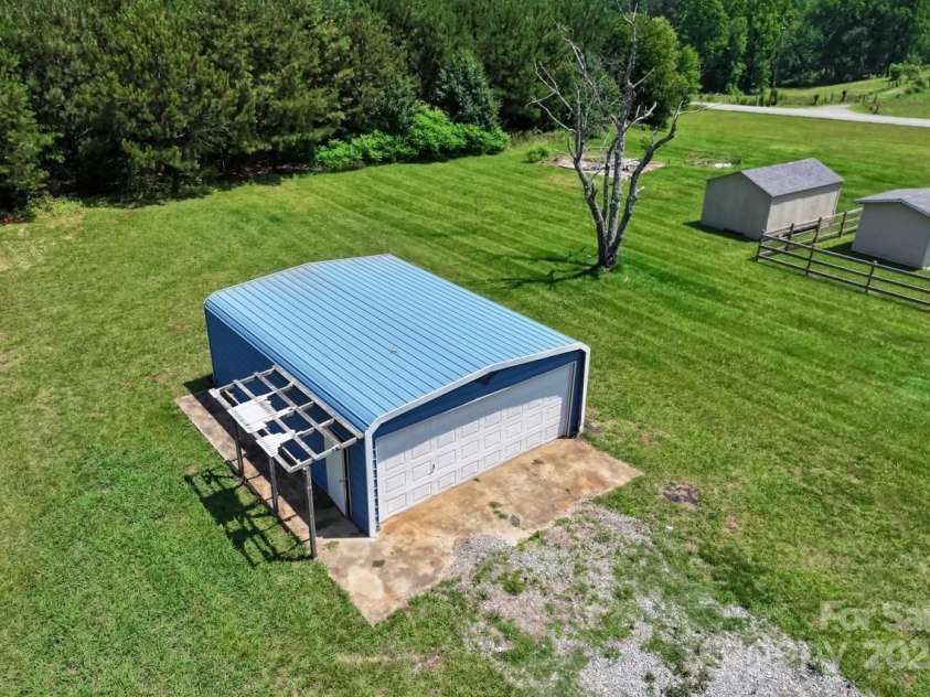 5354 Sherrills Ford Road, Catawba, NC 28609.  MLS# CAR4268743, YatesRealty ID 25674. Aerial view of detached garage
