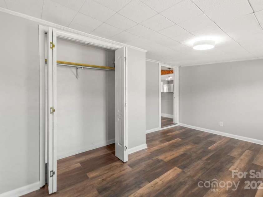 5354 Sherrills Ford Road, Catawba, NC 28609.  MLS# CAR4268743, YatesRealty ID 25674. Closet in flex space