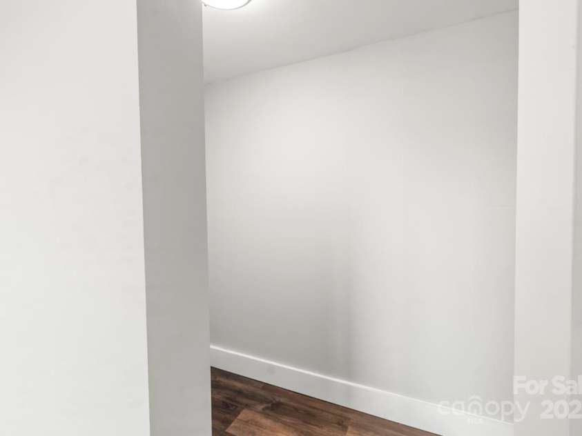 5354 Sherrills Ford Road, Catawba, NC 28609.  MLS# CAR4268743, YatesRealty ID 25674. Primary Closet