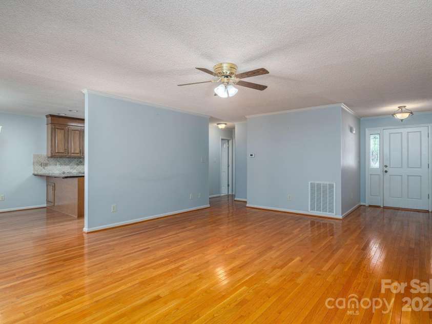 217 Rock Creek Drive, Lincolnton, NC 28092.  MLS# CAR4307464, YatesRealty ID 25675. 