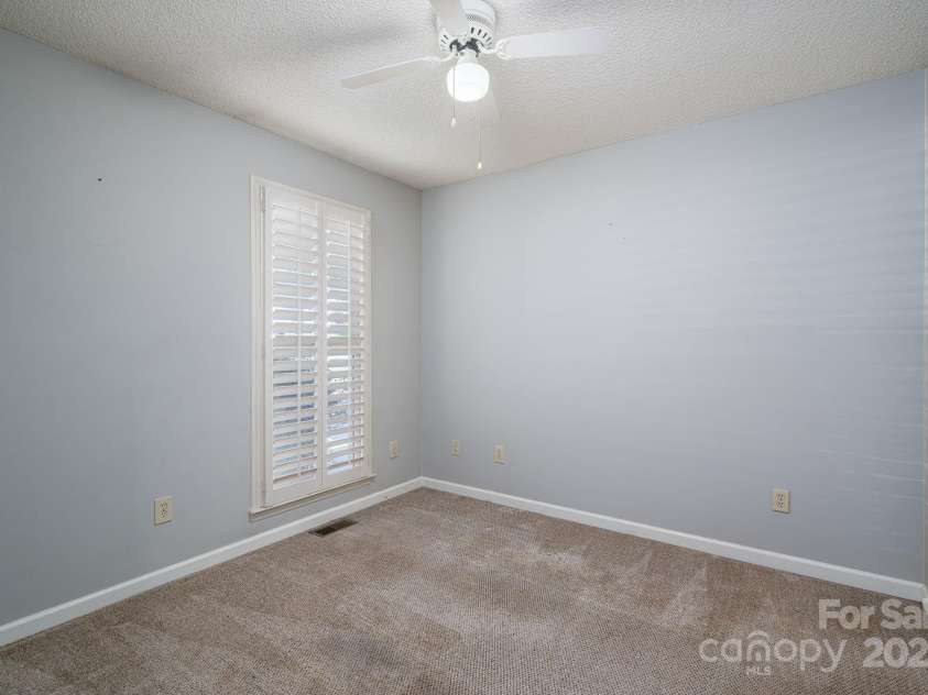 217 Rock Creek Drive, Lincolnton, NC 28092.  MLS# CAR4307464, YatesRealty ID 25675. Bedroom 3
