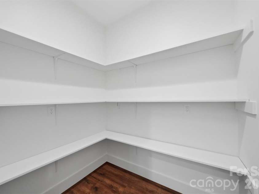 414 Scarlett Oak Court, Lenoir, NC 28645.  MLS# CAR4385390, YatesRealty ID 25675. Great storage!