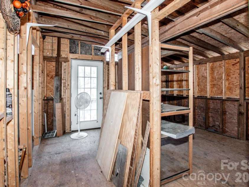 133 Penny Drive, Statesville, NC 28625.  MLS# CAR4322178, YatesRealty ID 25676. Unfinished space