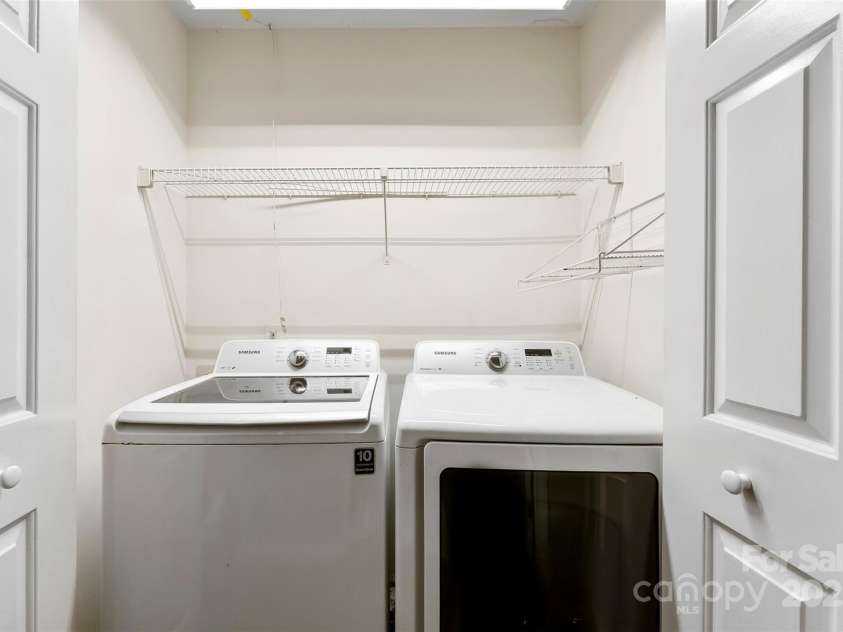 14402 Raynham Drive, Charlotte, NC 28262.  MLS# CAR4268473, YatesRealty ID 25677. 