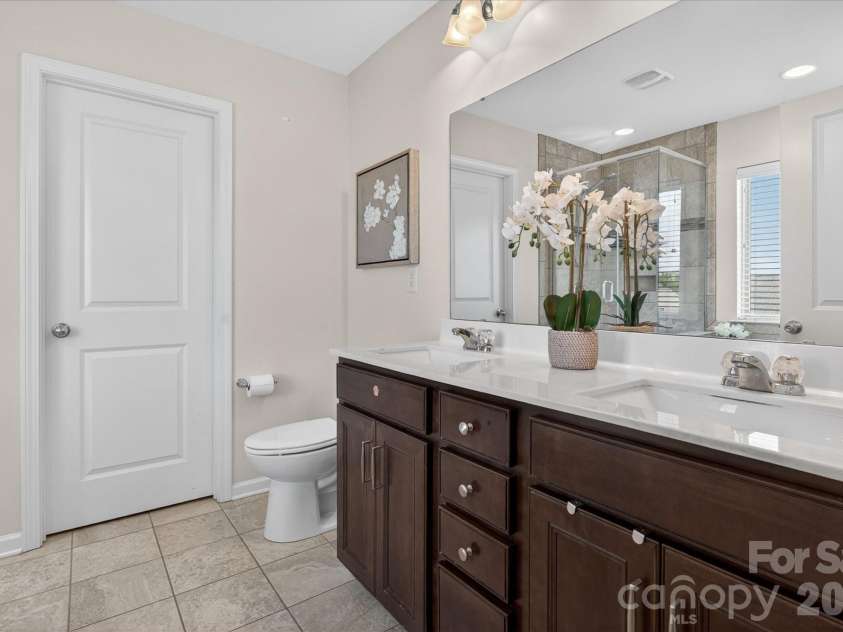 2032 Pinyon Lane, Lancaster, SC 29720.  MLS# CAR4369773, YatesRealty ID 25677. Double Vanity With walk in Closet
