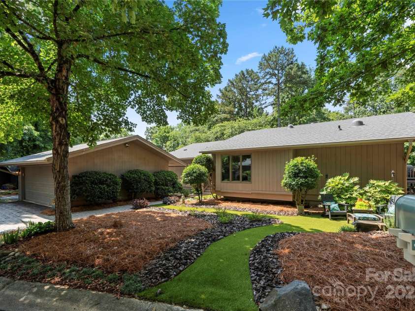 26 New River Trace, Lake Wylie, SC 29710.  MLS# CAR4266777, YatesRealty ID 25678. 