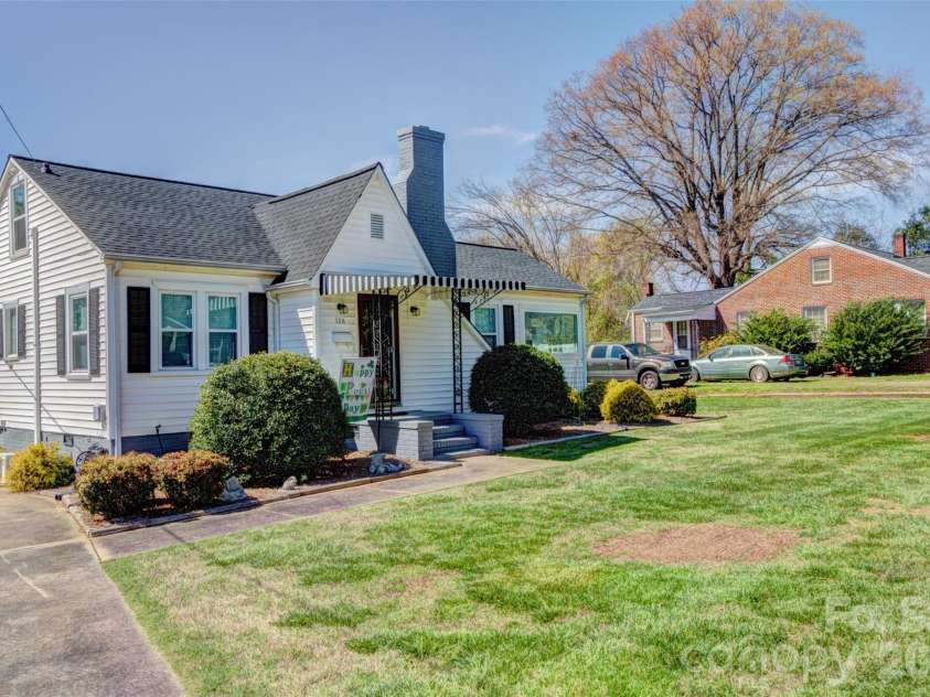328 Pink Street, Cherryville, NC 28021.  MLS# CAR4358726, YatesRealty ID 25678. 