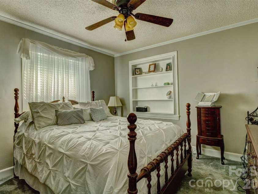 328 Pink Street, Cherryville, NC 28021.  MLS# CAR4358726, YatesRealty ID 25678. 