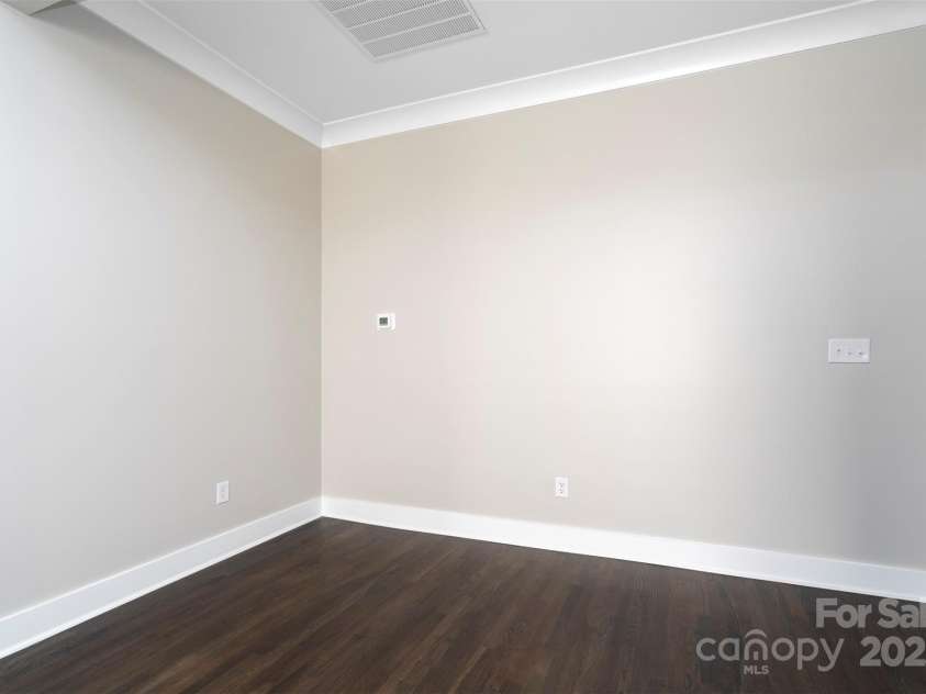 420 Bank Street, Salisbury, NC 28144.  MLS# CAR4283638, YatesRealty ID 2568. 