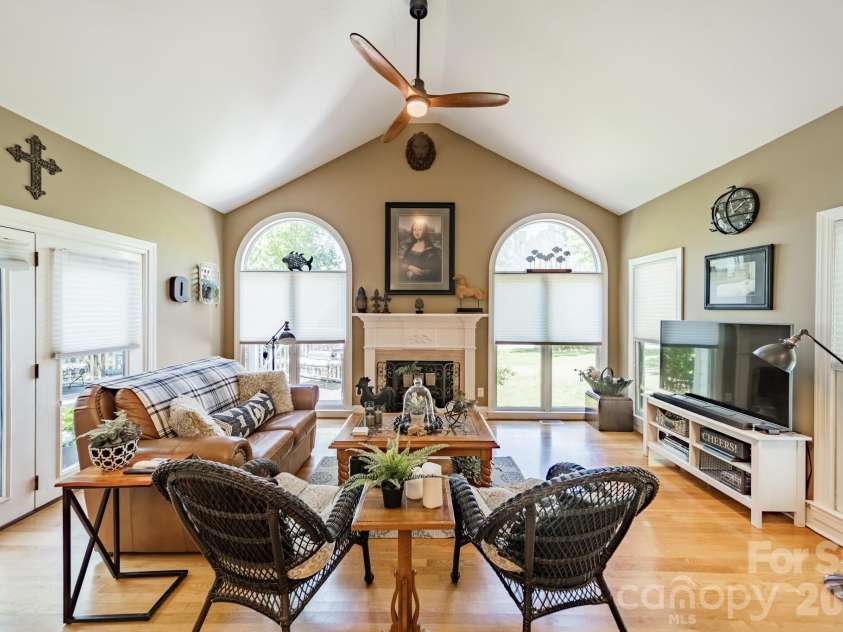 11043 Seven Coves Drive, Tega Cay, SC 29708.  MLS# CAR4378588, YatesRealty ID 25683. 