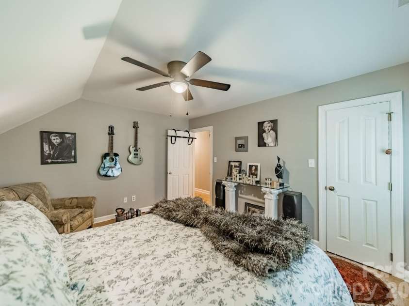 11043 Seven Coves Drive, Tega Cay, SC 29708.  MLS# CAR4378588, YatesRealty ID 25683. 