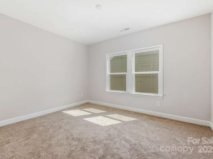 17210 Sand Bank Road, Charlotte, NC 28278.  MLS# CAR4277232, YatesRealty ID 25684. 