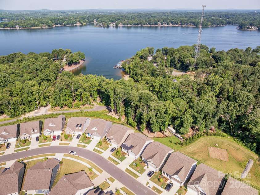 17210 Sand Bank Road, Charlotte, NC 28278.  MLS# CAR4277232, YatesRealty ID 25684. 
