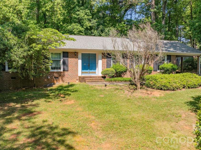 13 Mayflower Lane, Lexington, NC 27295.  MLS# CAR4385595, YatesRealty ID 25685. Dead tree has been cut