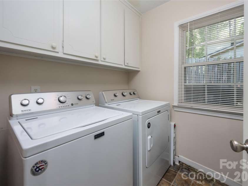 13 Mayflower Lane, Lexington, NC 27295.  MLS# CAR4385595, YatesRealty ID 25685. Laundry room