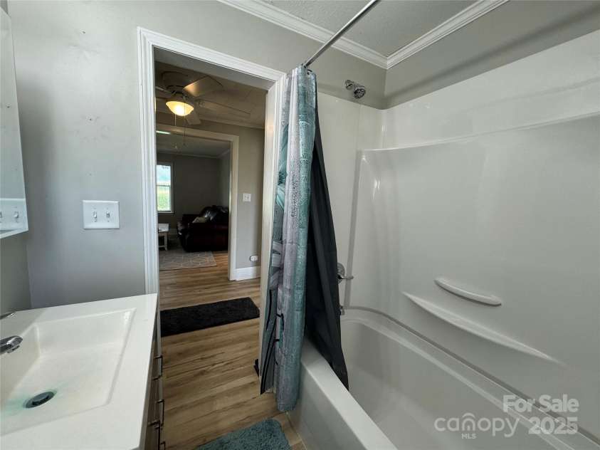 20435 Saint Martin Road, Albemarle, NC 28001.  MLS# CAR4277692, YatesRealty ID 25686. Bath