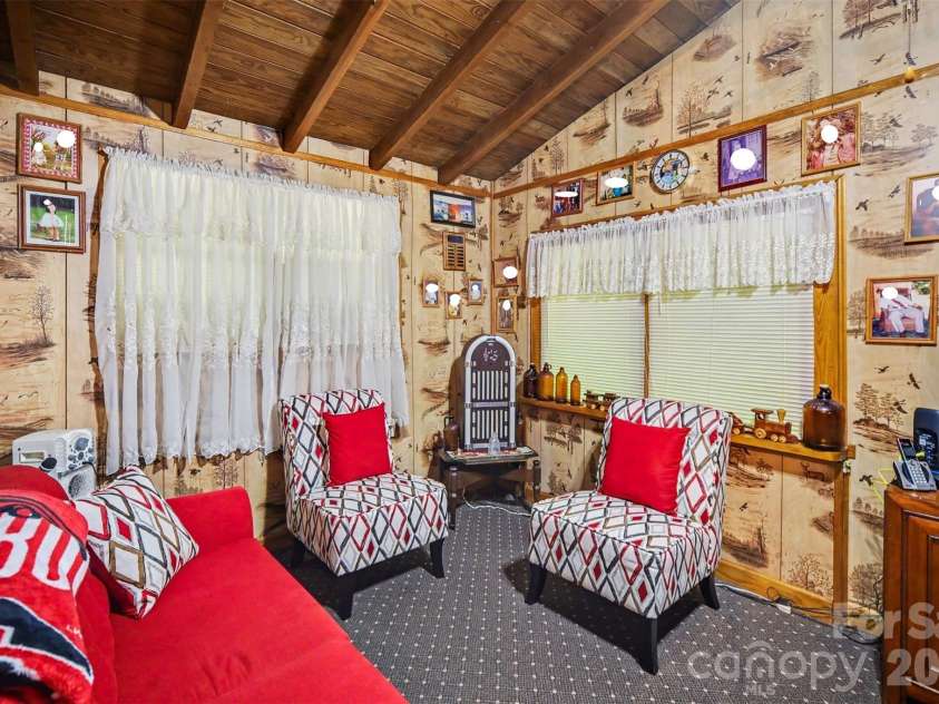 260 Cherrywood Lane, Sharon, SC 29742.  MLS# CAR4383305, YatesRealty ID 25686. 