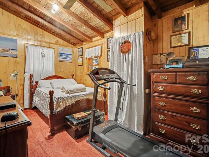 260 Cherrywood Lane, Sharon, SC 29742.  MLS# CAR4383305, YatesRealty ID 25686. 