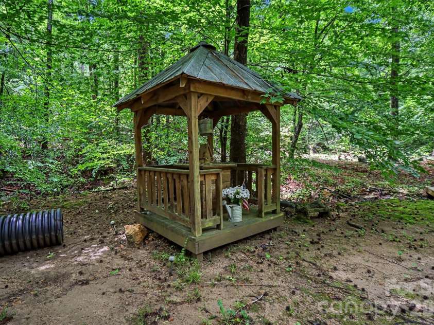 260 Cherrywood Lane, Sharon, SC 29742.  MLS# CAR4383305, YatesRealty ID 25686. 