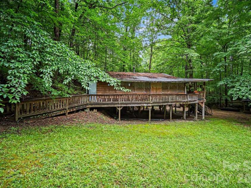 260 Cherrywood Lane, Sharon, SC 29742.  MLS# CAR4383305, YatesRealty ID 25686. 