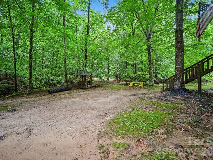 260 Cherrywood Lane, Sharon, SC 29742.  MLS# CAR4383305, YatesRealty ID 25686. 