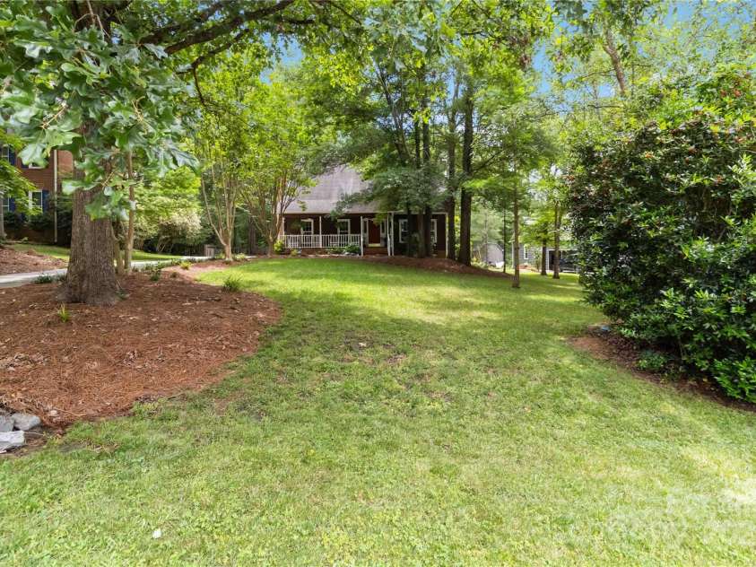 3092 Hitching Post Lane, Rock Hill, SC 29732.  MLS# CAR4270505, YatesRealty ID 25687. 