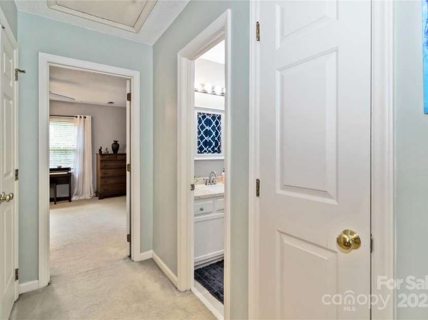 3092 Hitching Post Lane, Rock Hill, SC 29732.  MLS# CAR4270505, YatesRealty ID 25687. 