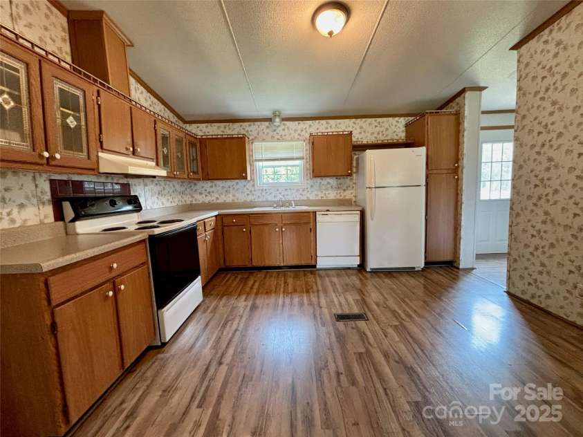 185 Bailey Street, Bostic, NC 28018.  MLS# CAR4267156, YatesRealty ID 25688. Kitchen