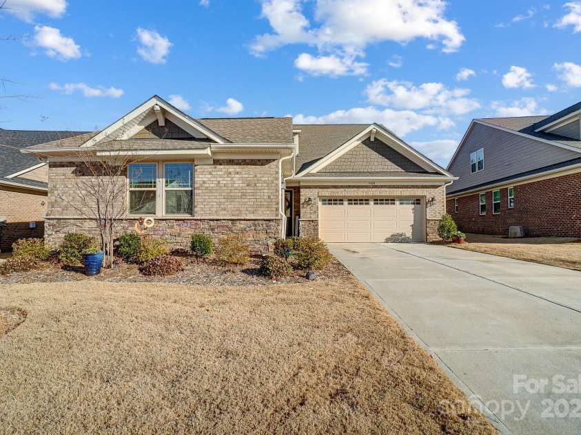 9428 Liberty Hill Drive, Mint Hill, NC 28227.  MLS# CAR4216014, YatesRealty ID 25689. 