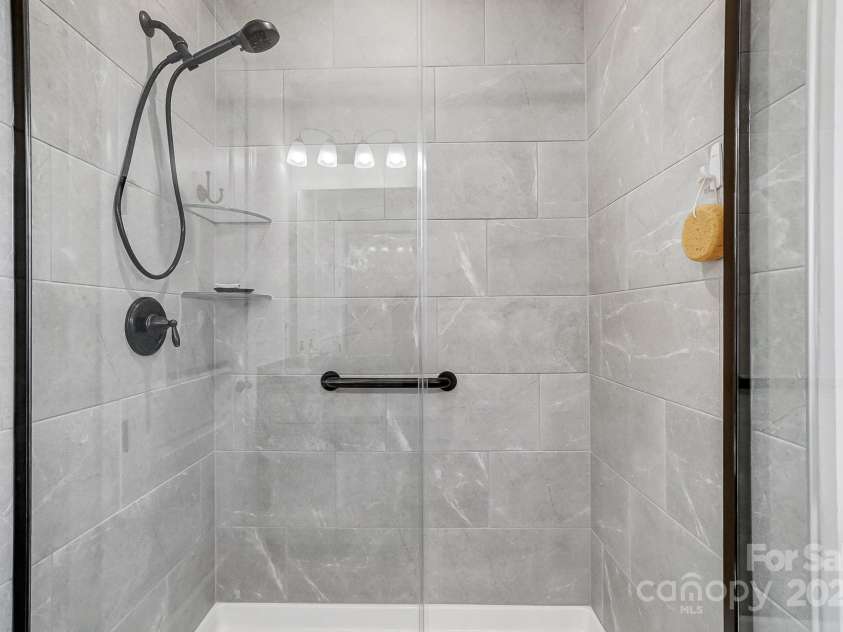 9428 Liberty Hill Drive, Mint Hill, NC 28227.  MLS# CAR4216014, YatesRealty ID 25689. 