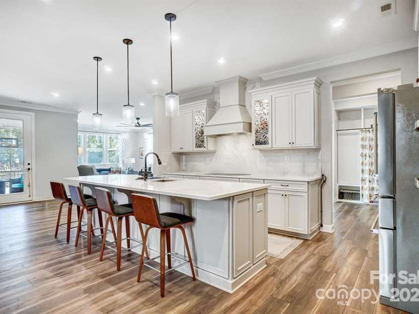 9428 Liberty Hill Drive, Mint Hill, NC 28227.  MLS# CAR4216014, YatesRealty ID 25689. Chef's kiss
