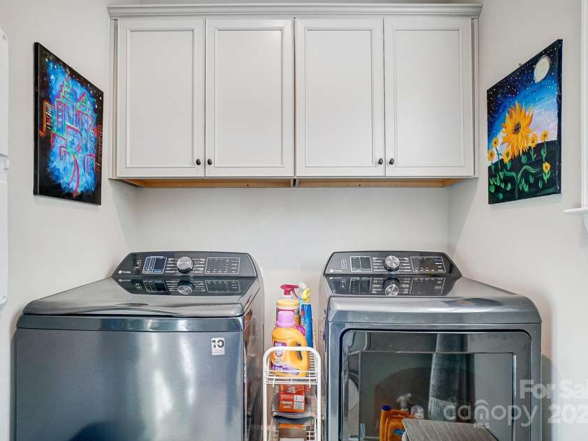 9428 Liberty Hill Drive, Mint Hill, NC 28227.  MLS# CAR4216014, YatesRealty ID 25689. Laundry room