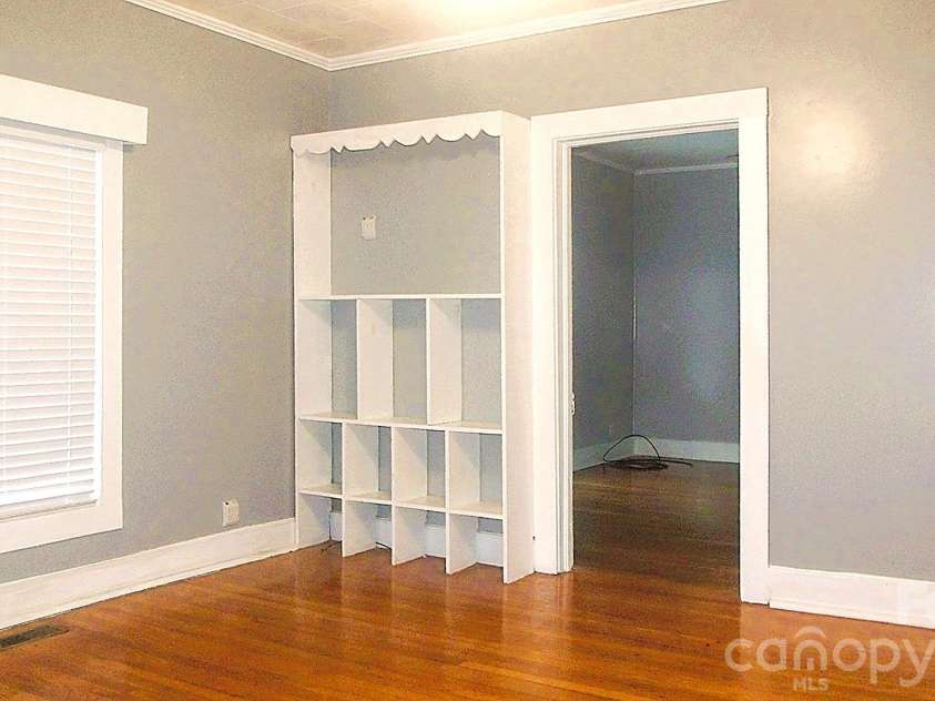 122 College Street, Chester, SC 29706.  MLS# CAR4340166, YatesRealty ID 2569. 